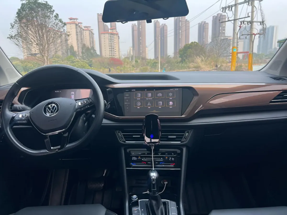 2021 Volkswagen Tharu 1.4T 150HP L4 7DCT,autocango,china used car exporter,china ev exporter,chinese used car exporter,chinese used ev exporter