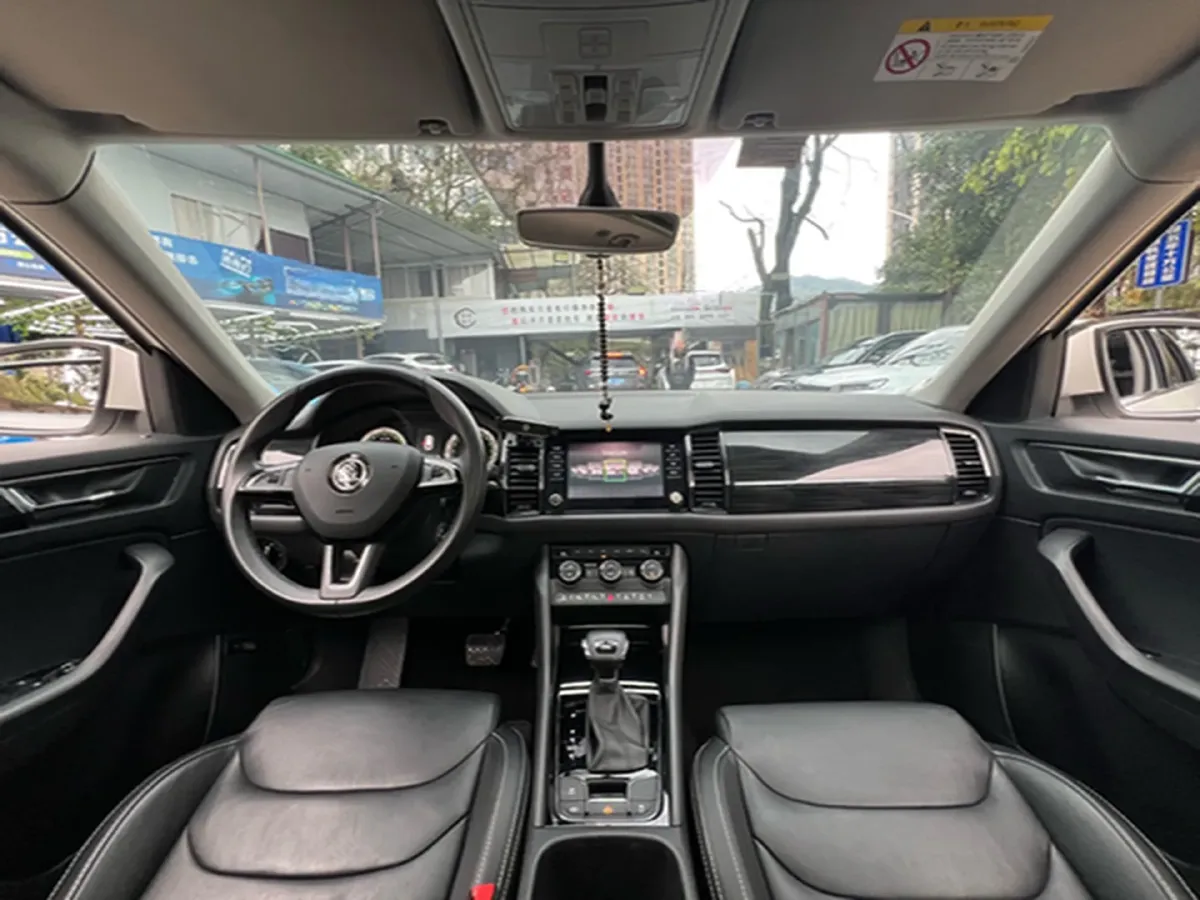 2018 Skoda Kodiak 2.0T 186HP L4 7DCT,autocango,china used car exporter,china ev exporter,chinese used car exporter,chinese used ev exporter