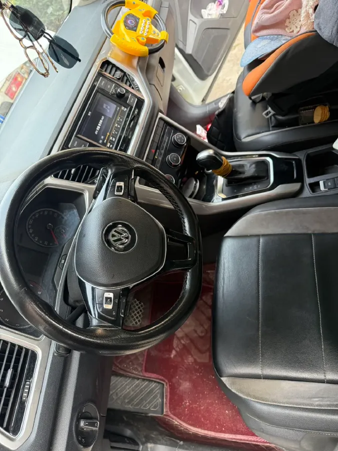 2019 Volkswagen T-Roc 1.4T 131HP L4 7DCT,autocango,china used car exporter,china ev exporter,chinese used car exporter,chinese used ev exporter