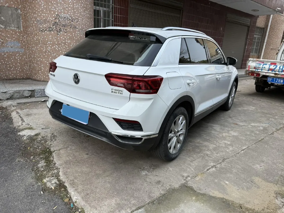 2019 Volkswagen T-Roc 1.4T 131HP L4 7DCT,autocango,china used car exporter,china ev exporter,chinese used car exporter,chinese used ev exporter