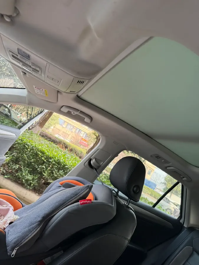 2019 Volkswagen T-Roc 1.4T 131HP L4 7DCT,autocango,china used car exporter,china ev exporter,chinese used car exporter,chinese used ev exporter