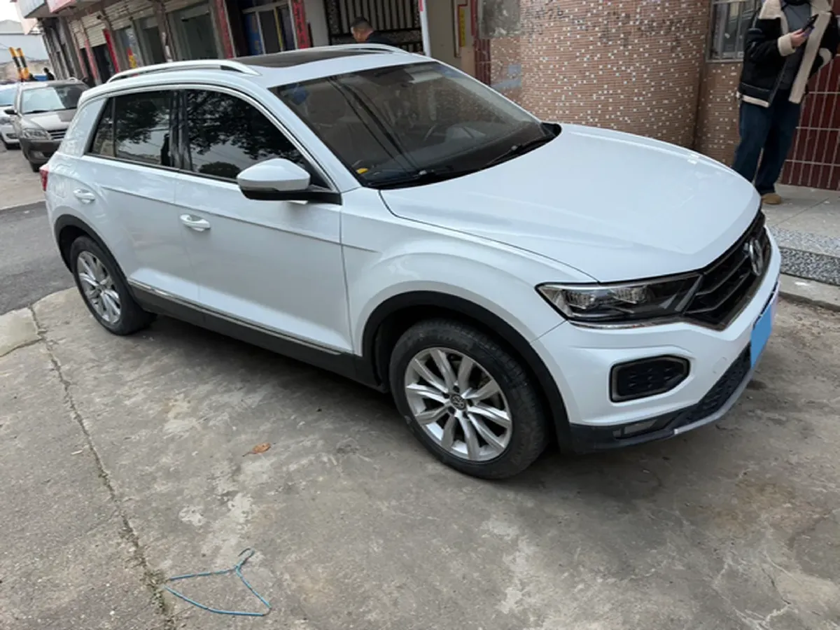 2019 Volkswagen T-Roc 1.4T 131HP L4 7DCT,autocango,china used car exporter,china ev exporter,chinese used car exporter,chinese used ev exporter