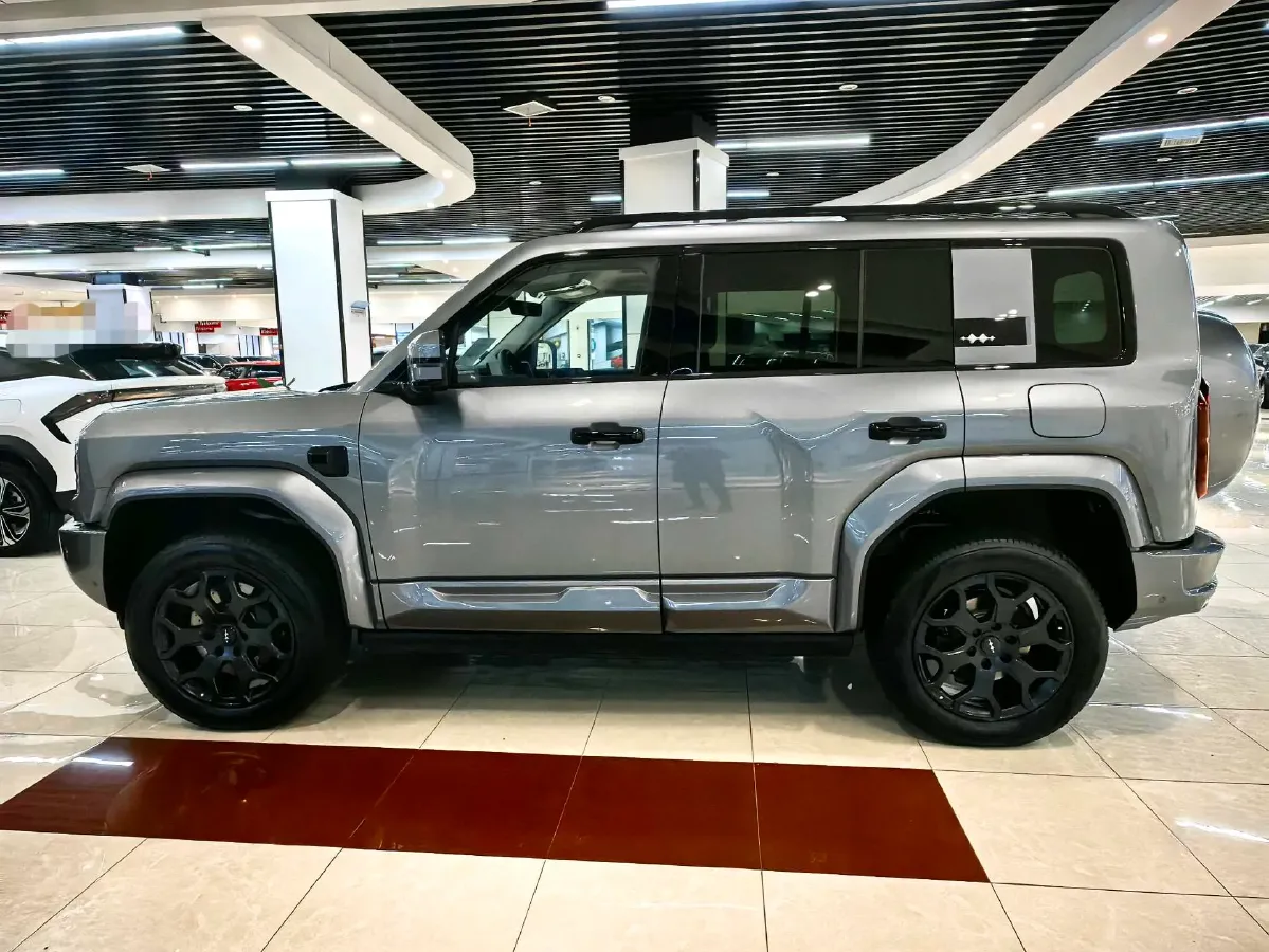 2025 FangChengBao Bao 5 1.5T 194HP L4 E-CVT PHEV 31.8KWH,autocango,china used car exporter,china ev exporter,chinese used car exporter,chinese used ev exporter