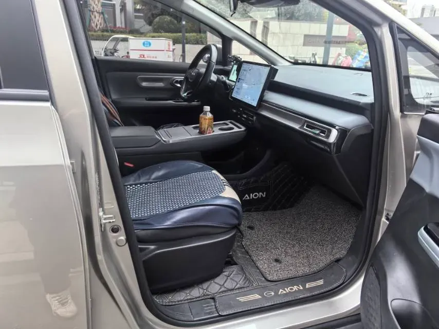 2024 Leapmotor C11 1.5L 95HP L4 REEV 43.74KWH,autocango,china used car exporter,china ev exporter,chinese used car exporter,chinese used ev exporter