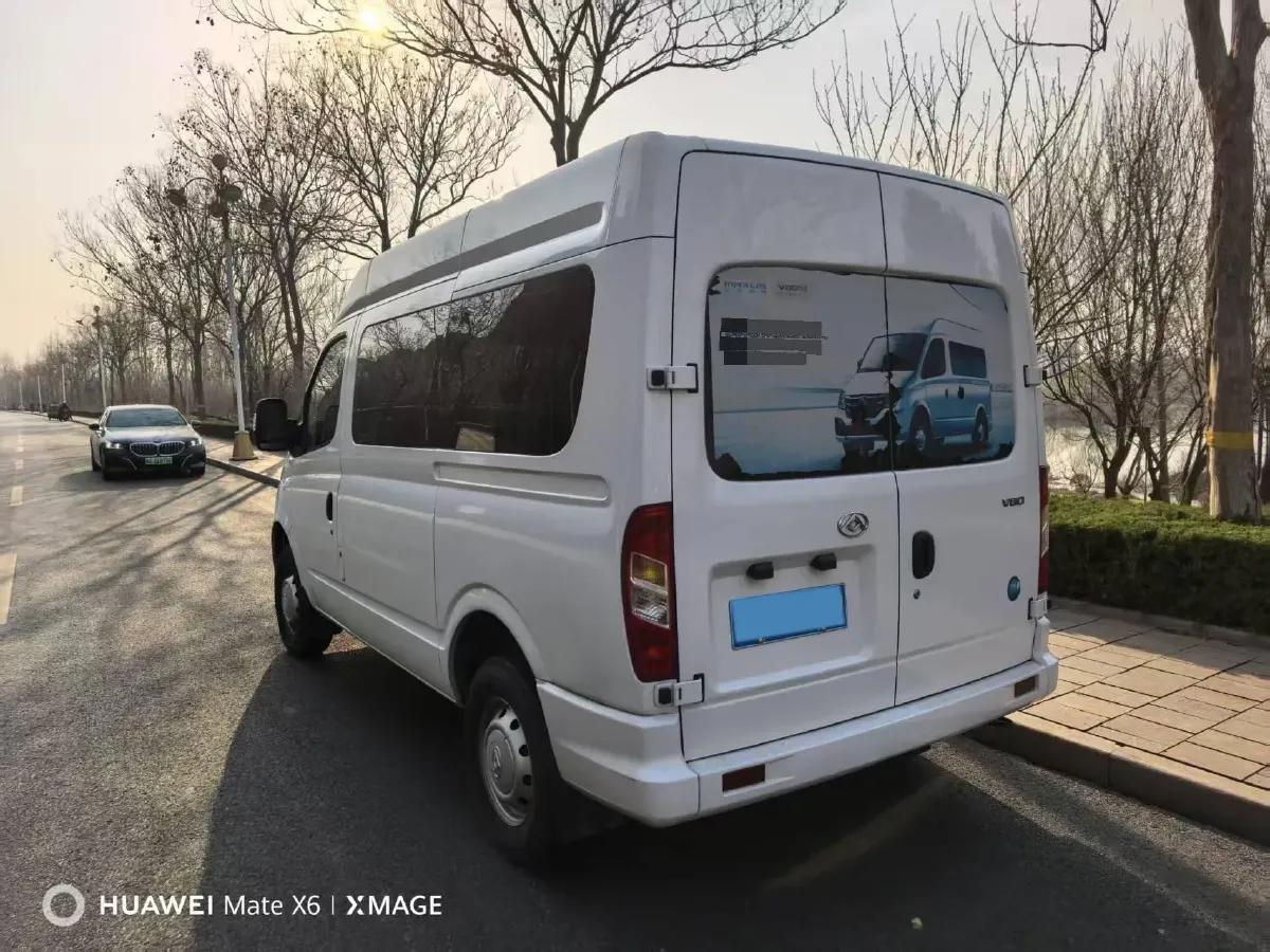 2021 MAXUS XinTu V80 2.0T 139HP L4 6MT,autocango,china used car exporter,china ev exporter,chinese used car exporter,chinese used ev exporter