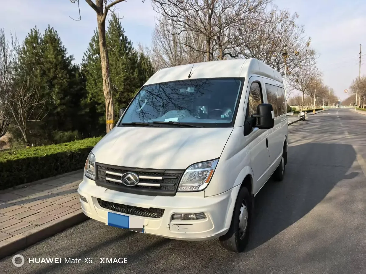 2021 MAXUS XinTu V80 2.0T 139HP L4 6MT,autocango,china used car exporter,china ev exporter,chinese used car exporter,chinese used ev exporter