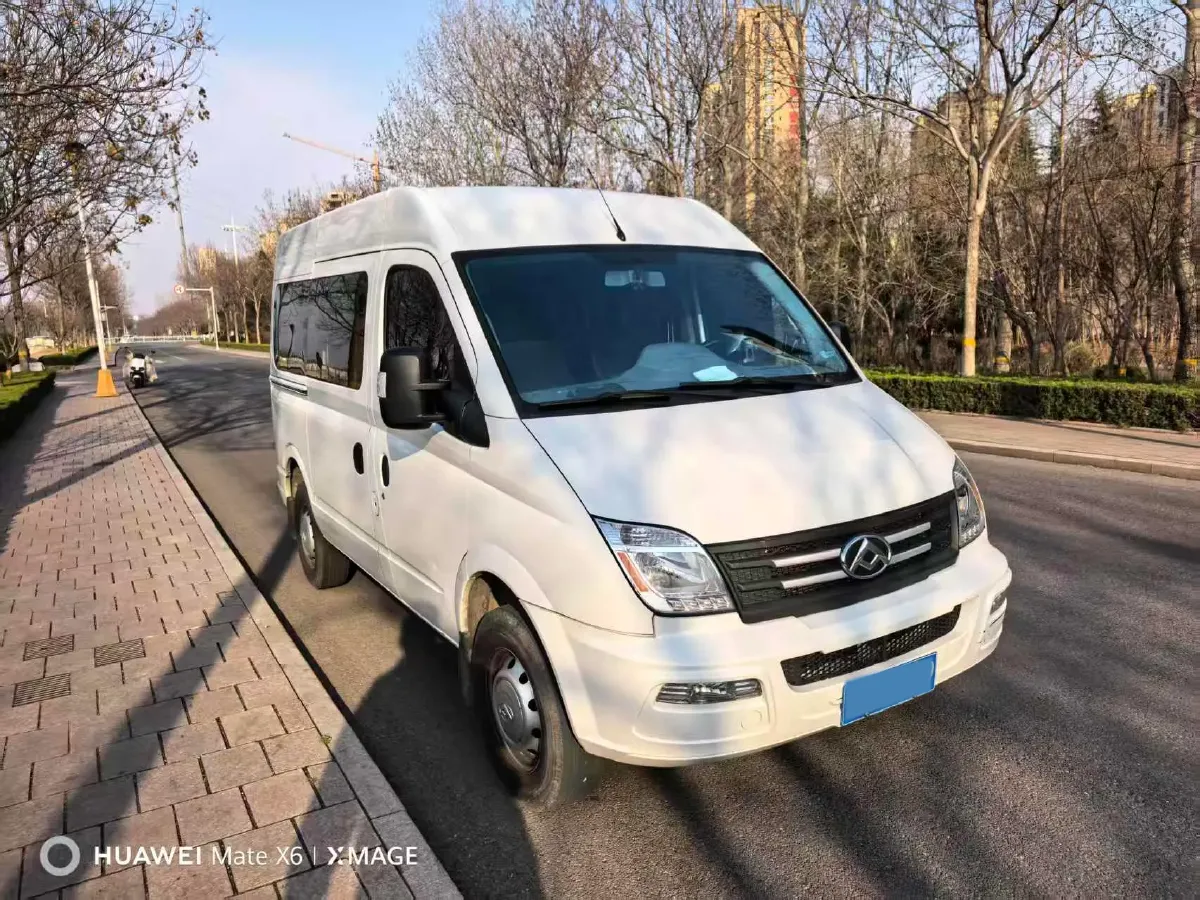 2021 MAXUS XinTu V80 2.0T 139HP L4 6MT,autocango,china used car exporter,china ev exporter,chinese used car exporter,chinese used ev exporter