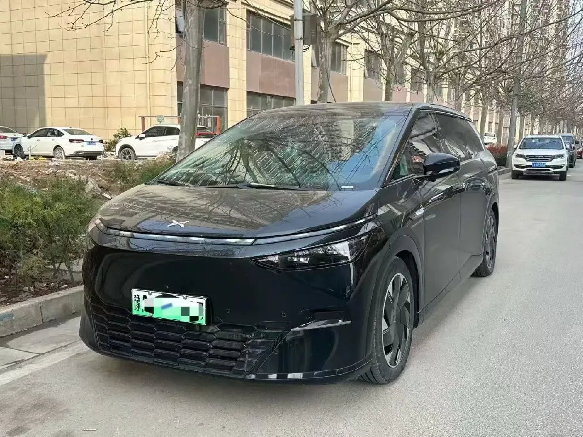 2024 Xpeng X9 BEV 101.5KWH,autocango,china used car exporter,china ev exporter,chinese used car exporter,chinese used ev exporter