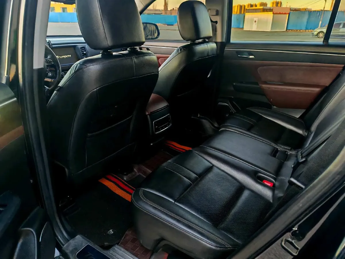 2017 GAC Trumpchi GS8 2.0T 201HP L4 6AT,autocango,china used car exporter,china ev exporter,chinese used car exporter,chinese used ev exporter