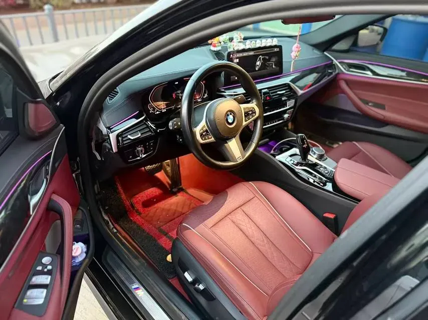 2022 BMW 5 Series 2.0T 184HP L4 8AT,autocango,china used car exporter,china ev exporter,chinese used car exporter,chinese used ev exporter