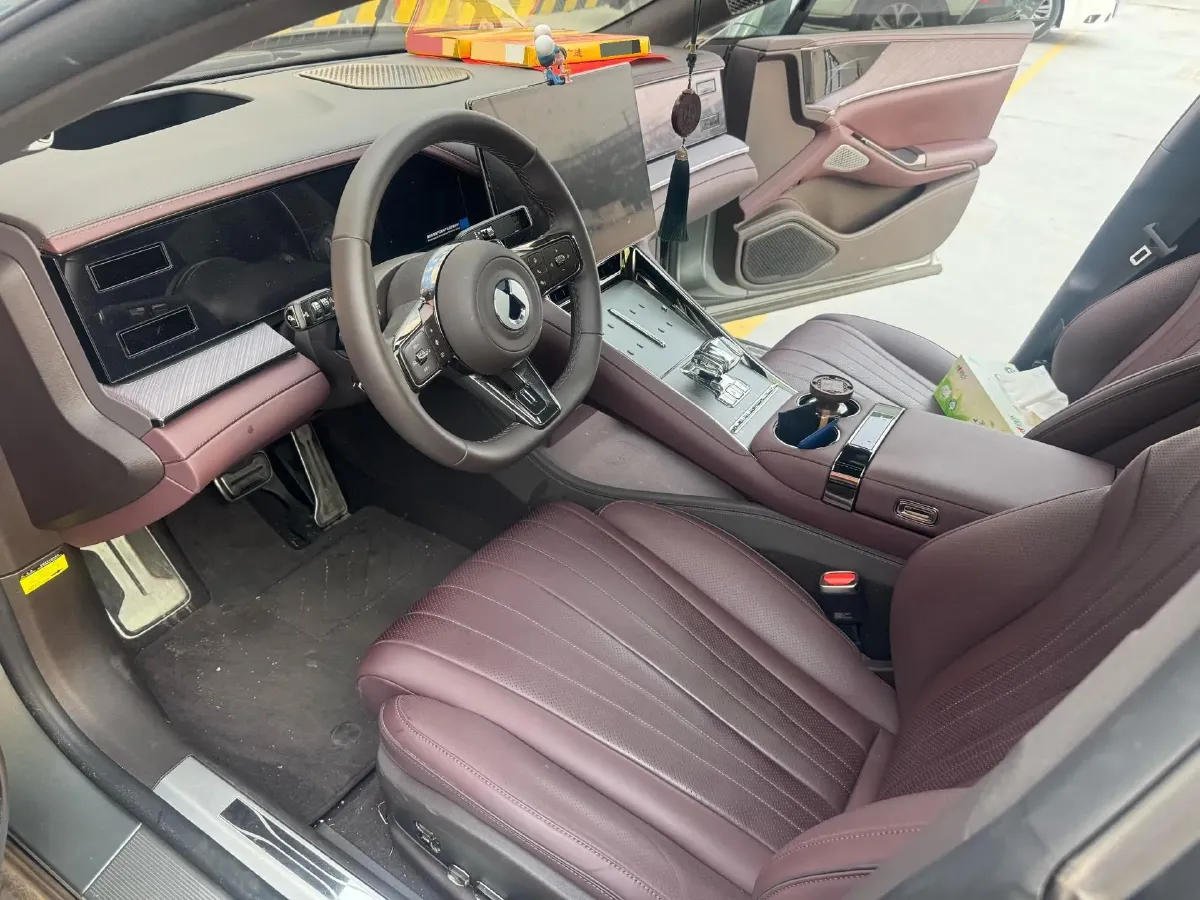 2024 Denza DenzaZ9GT 2.0T 207HP L4 E-CVT PHEV 38.5KWH,autocango,china used car exporter,china ev exporter,chinese used car exporter,chinese used ev exporter