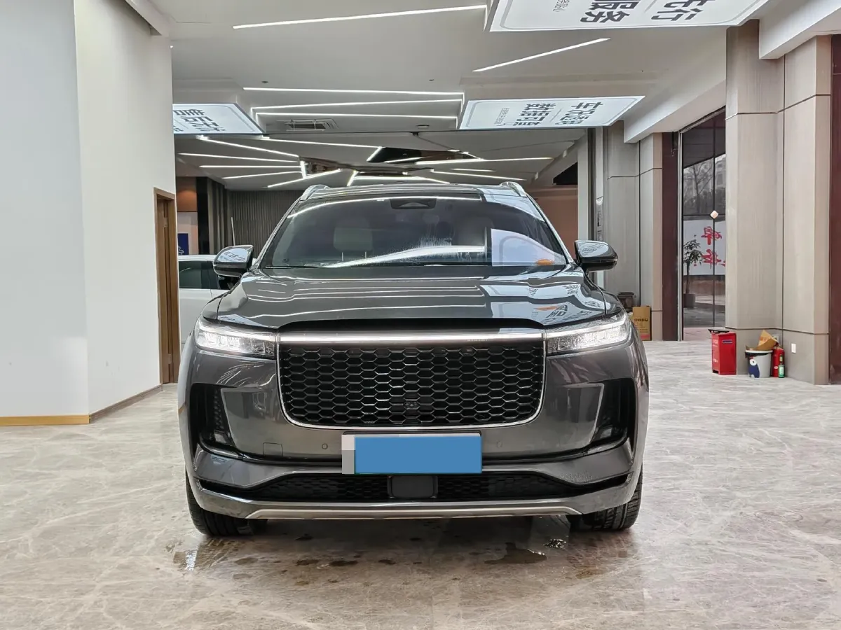 2021 Li ONE Range Extended 131HP REEV 40.5KWH,autocango,china used car exporter,china ev exporter,chinese used car exporter,chinese used ev exporter