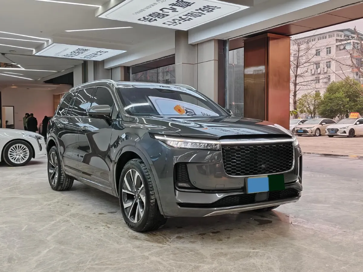 2021 Li ONE Range Extended 131HP REEV 40.5KWH,autocango,china used car exporter,china ev exporter,chinese used car exporter,chinese used ev exporter