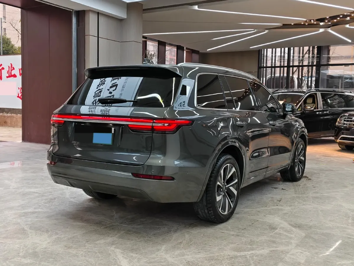 2021 Li ONE Range Extended 131HP REEV 40.5KWH,autocango,china used car exporter,china ev exporter,chinese used car exporter,chinese used ev exporter