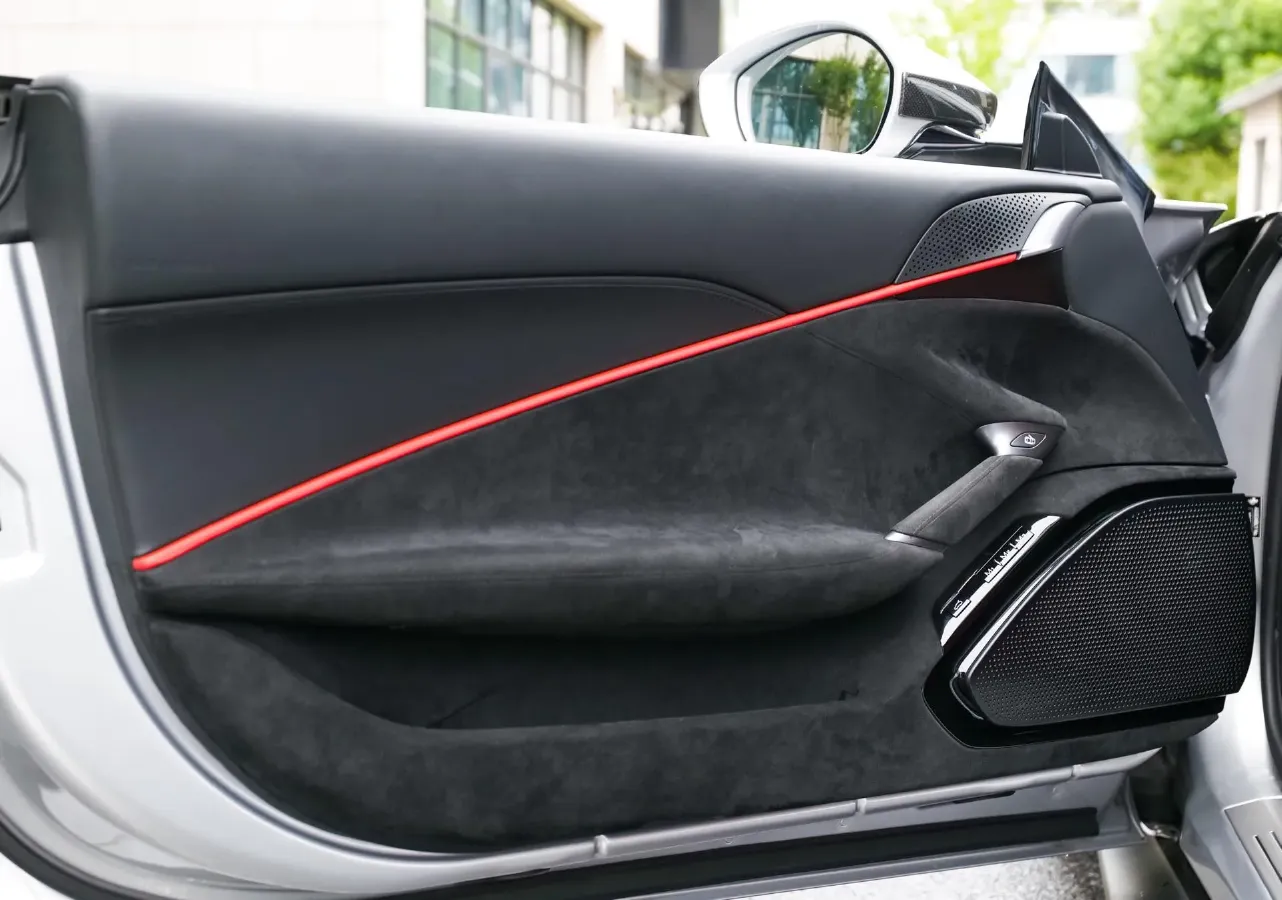 2020 Ferrari Roma 3.9T 620HP V8 8DCT,autocango,china used car exporter,china ev exporter,chinese used car exporter,chinese used ev exporter