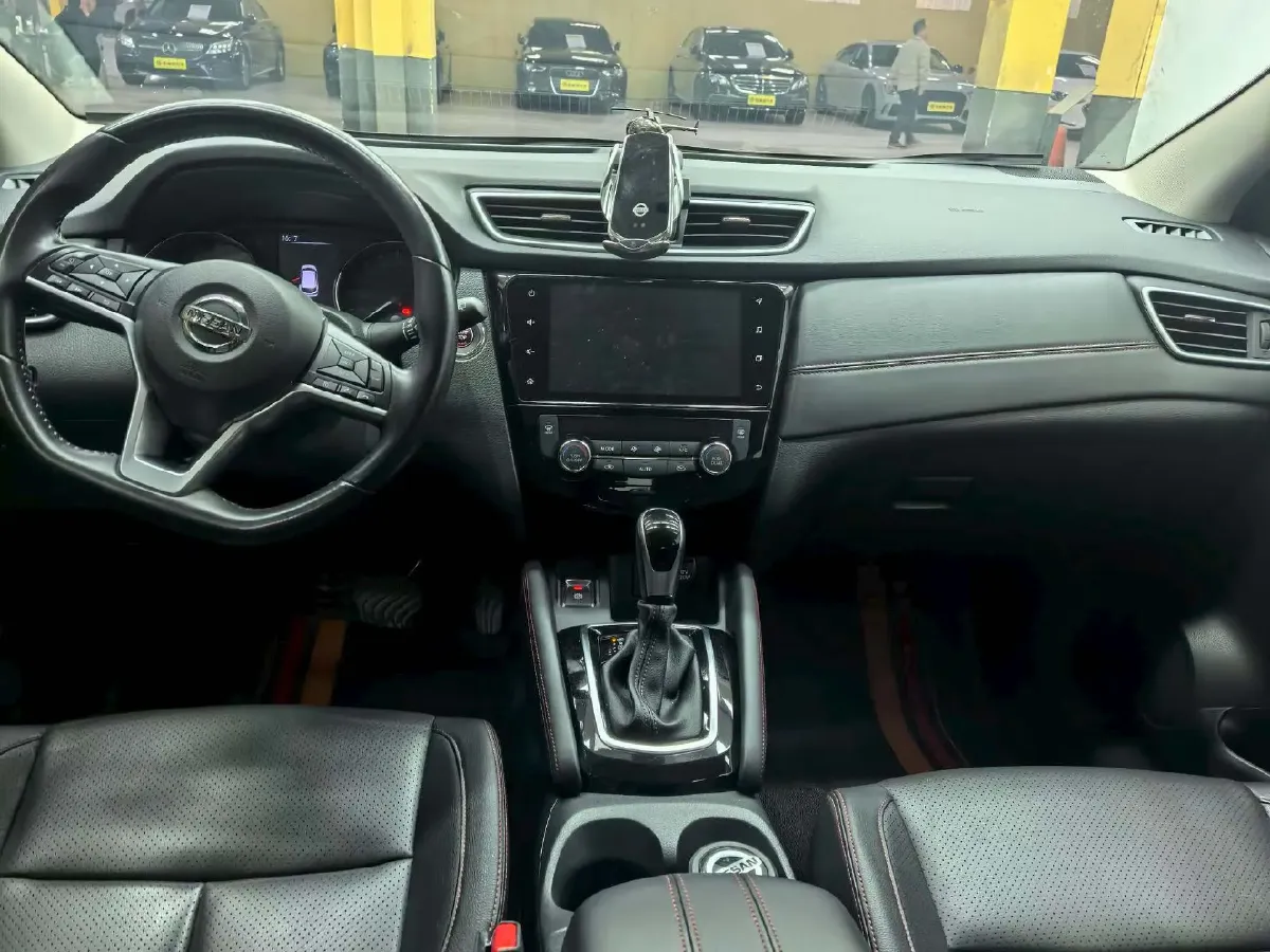 2022 Nissan Qashqai 2.0L 151HP L4 CVT,autocango,china used car exporter,china ev exporter,chinese used car exporter,chinese used ev exporter
