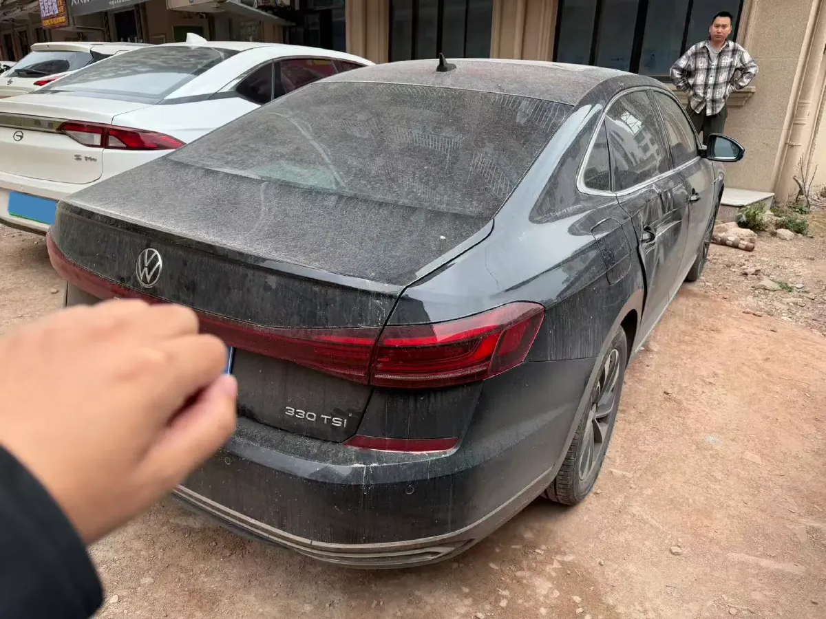 2023 Volkswagen Passat 2.0T 186HP L4 7DCT,autocango,china used car exporter,china ev exporter,chinese used car exporter,chinese used ev exporter