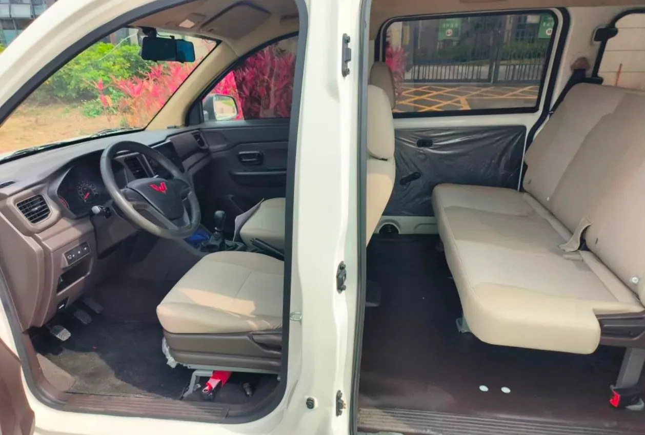 2022 JinBei Little Sea Lion X30 1.5L 102HP L4 5MT,autocango,china used car exporter,china ev exporter,chinese used car exporter,chinese used ev exporter