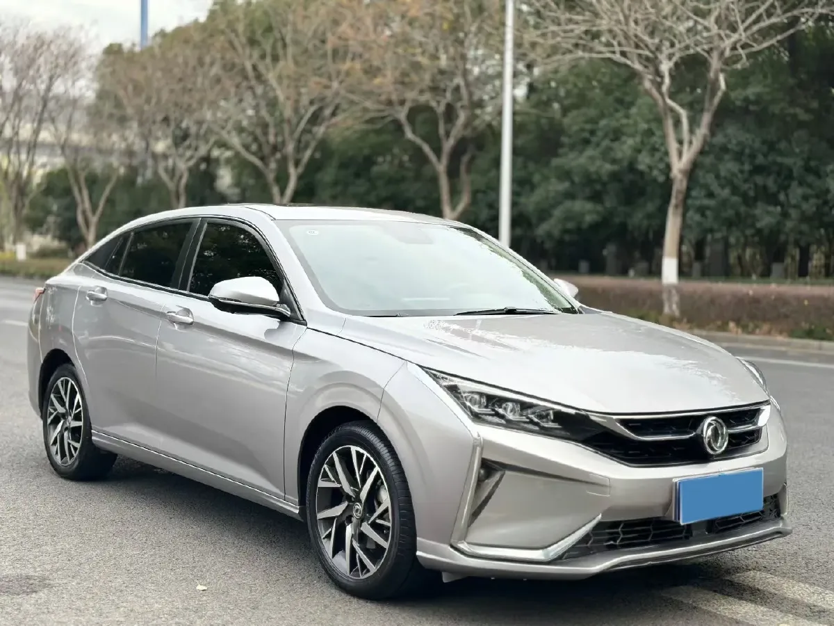 2020 DongFeng Aeolus YiXuan 1.5T 150HP L4 6DCT,autocango,china used car exporter,china ev exporter,chinese used car exporter,chinese used ev exporter