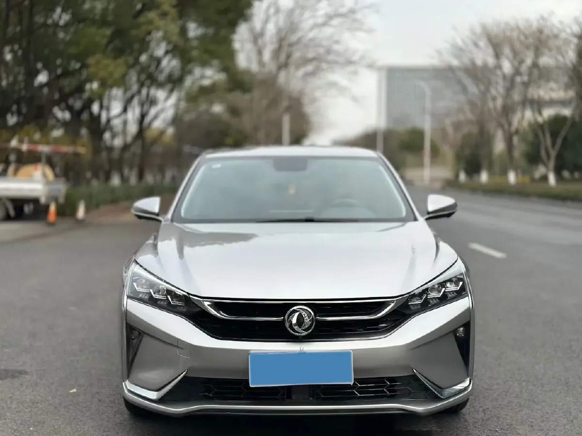 2020 DongFeng Aeolus YiXuan 1.5T 150HP L4 6DCT,autocango,china used car exporter,china ev exporter,chinese used car exporter,chinese used ev exporter