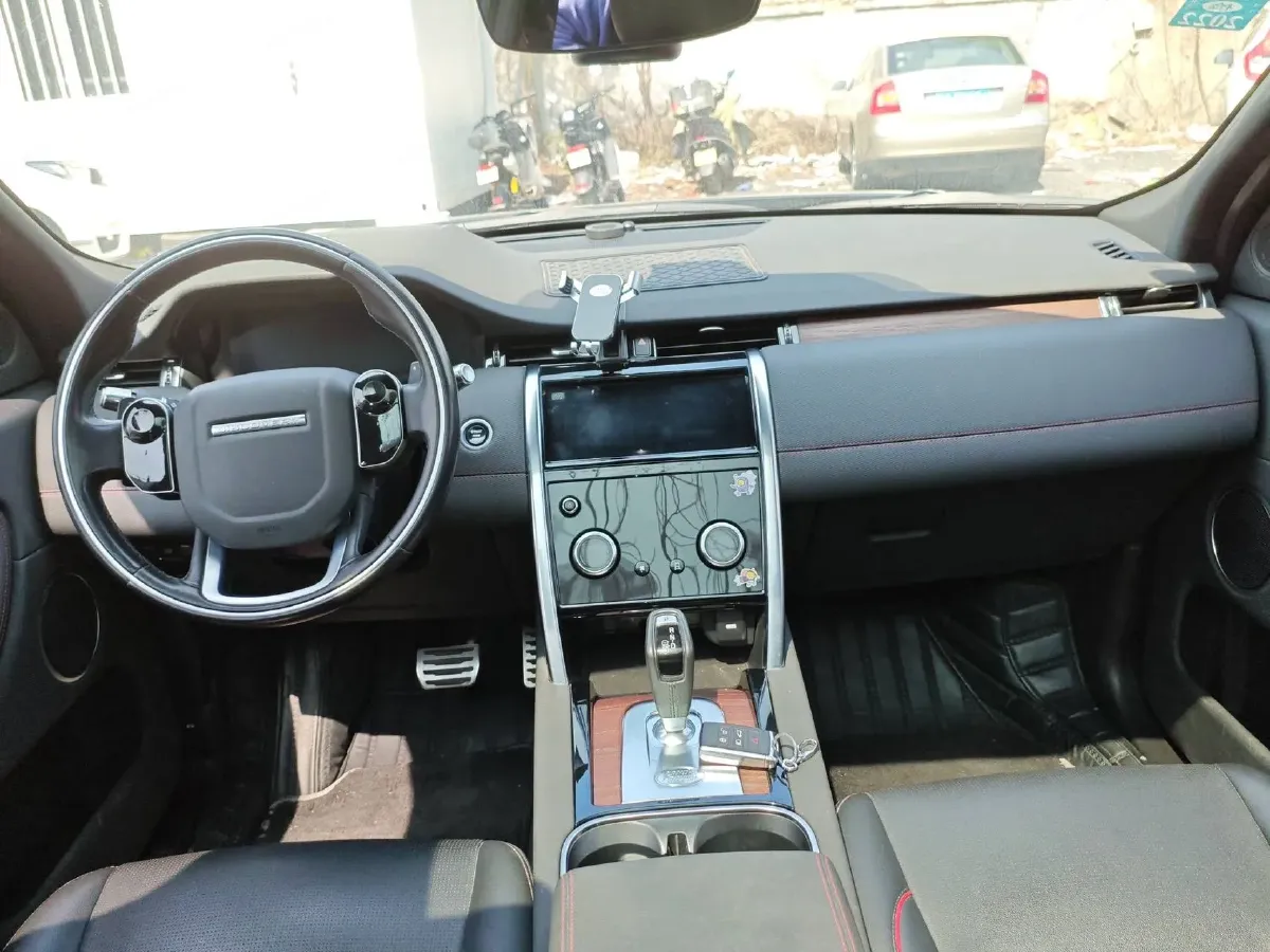 2020 Land Rover Discovery Sport 2.0T 249HP L4 9AT,autocango,china used car exporter,china ev exporter,chinese used car exporter,chinese used ev exporter