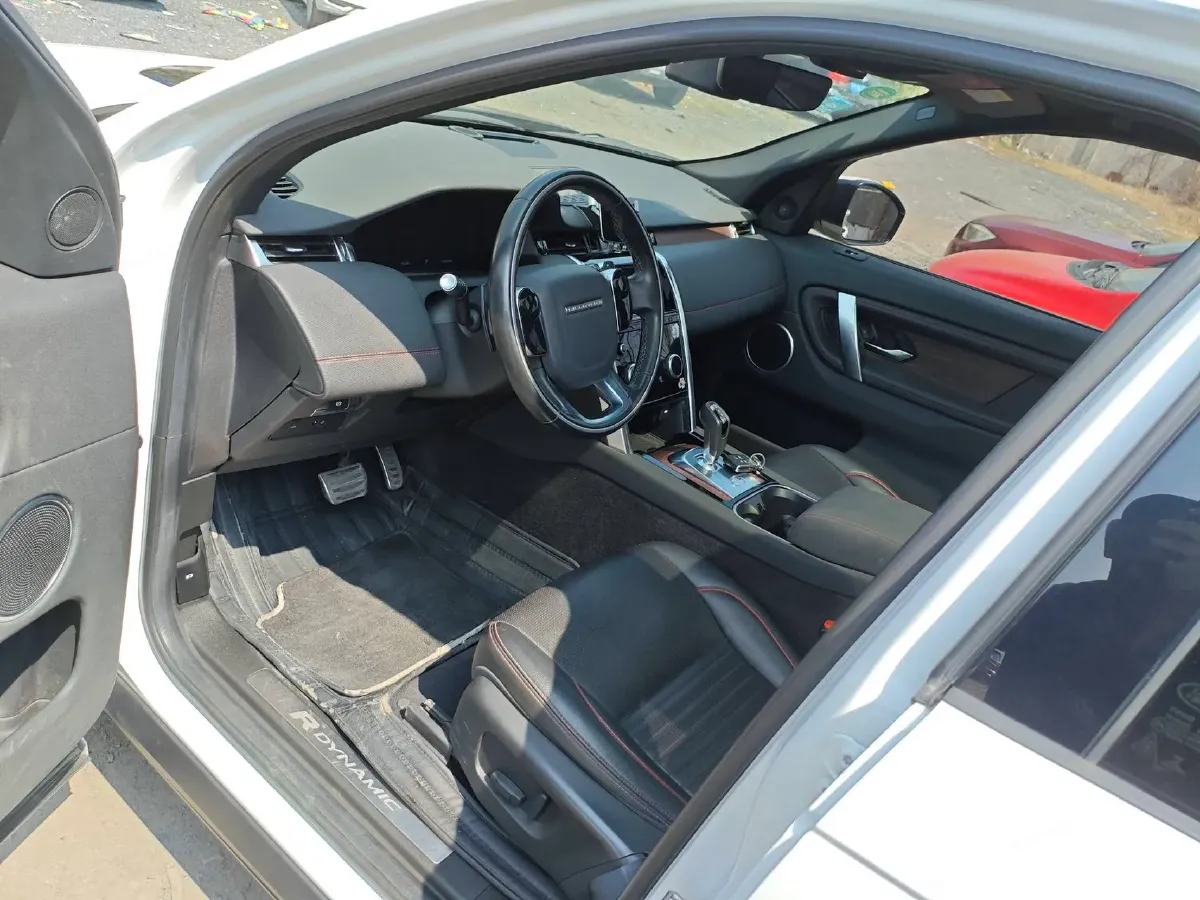 2020 Land Rover Discovery Sport 2.0T 249HP L4 9AT,autocango,china used car exporter,china ev exporter,chinese used car exporter,chinese used ev exporter