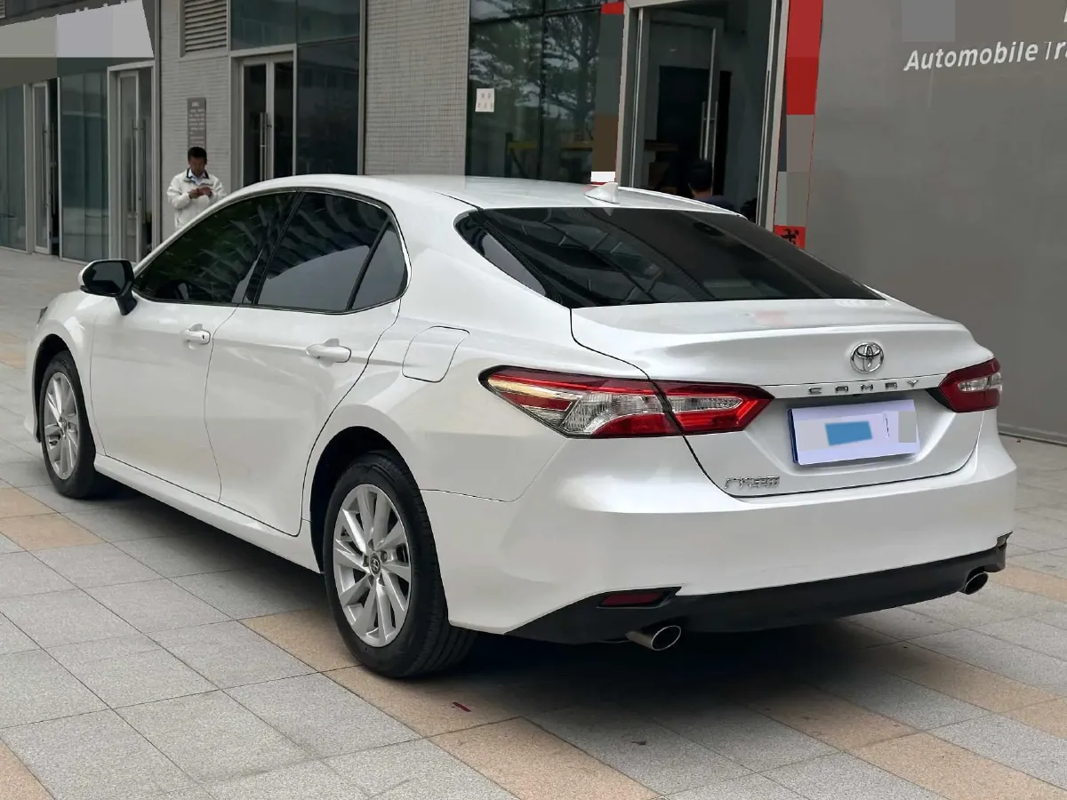 2023 Toyota Camry 2.0L 177HP L4 CVT,autocango,china used car exporter,china ev exporter,chinese used car exporter,chinese used ev exporter