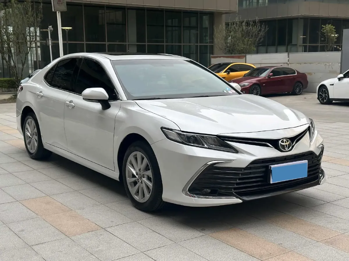2023 Toyota Camry 2.0L 177HP L4 CVT,autocango,china used car exporter,china ev exporter,chinese used car exporter,chinese used ev exporter