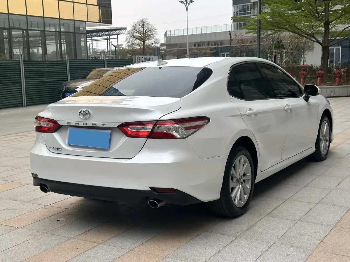 2023 Toyota Camry 2.0L 177HP L4 CVT,autocango,china used car exporter,china ev exporter,chinese used car exporter,chinese used ev exporter
