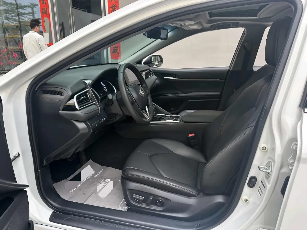 2023 Toyota Camry 2.0L 177HP L4 CVT,autocango,china used car exporter,china ev exporter,chinese used car exporter,chinese used ev exporter