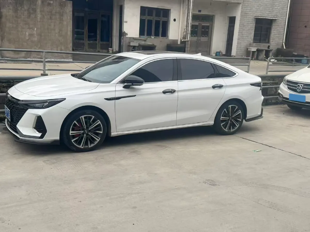 2024 Chery Arrizo 8 1.6T 197HP L4 7DCT,autocango,china used car exporter,china ev exporter,chinese used car exporter,chinese used ev exporter