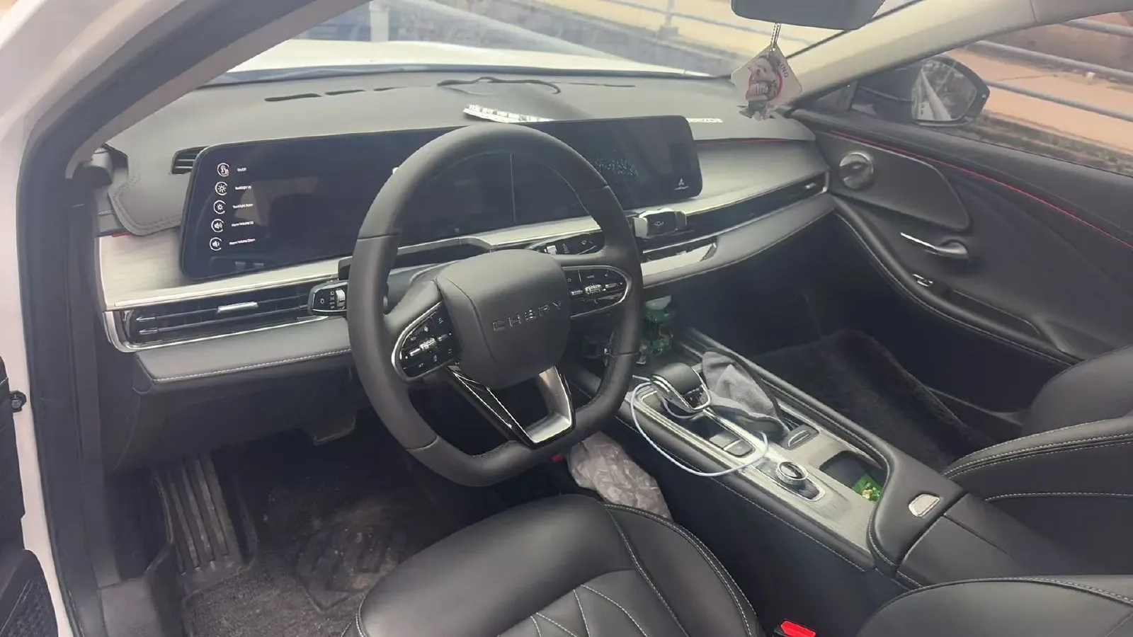 2024 Chery Arrizo 8 1.6T 197HP L4 7DCT,autocango,china used car exporter,china ev exporter,chinese used car exporter,chinese used ev exporter