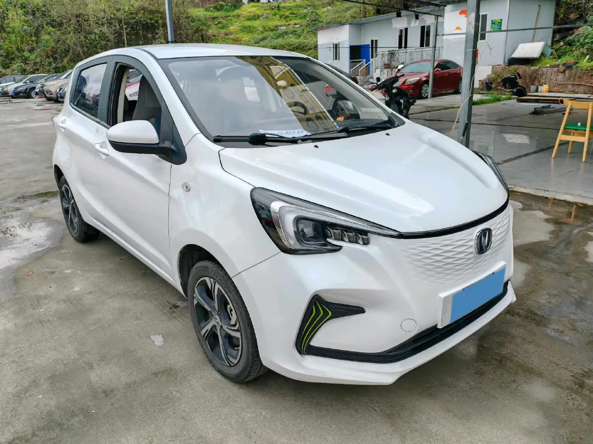 2020 ChangAn BenBen E-Star BEV 32.2KWH,autocango,china used car exporter,china ev exporter,chinese used car exporter,chinese used ev exporter