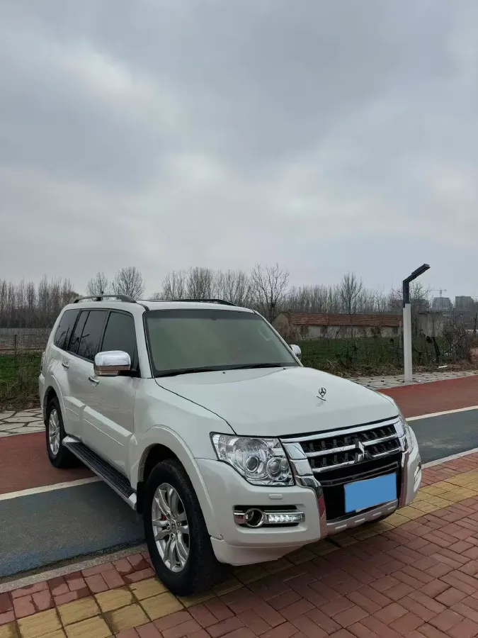 2017 Honda Jade 1.8L 141HP L4 5AT,autocango,china used car exporter,china ev exporter,chinese used car exporter,chinese used ev exporter