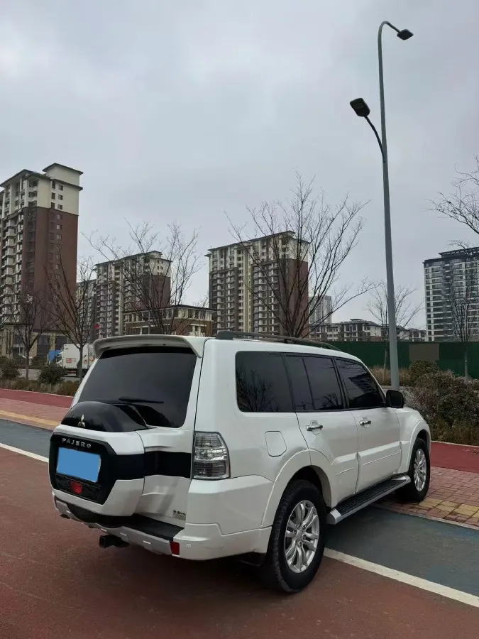 2017 Honda Jade 1.8L 141HP L4 5AT,autocango,china used car exporter,china ev exporter,chinese used car exporter,chinese used ev exporter