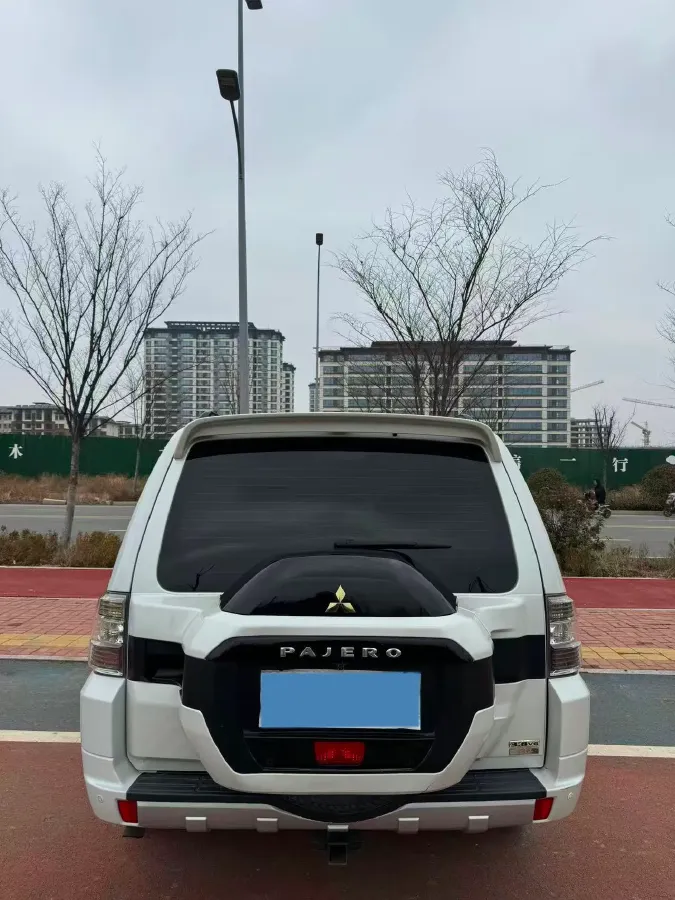 2017 Honda Jade 1.8L 141HP L4 5AT,autocango,china used car exporter,china ev exporter,chinese used car exporter,chinese used ev exporter