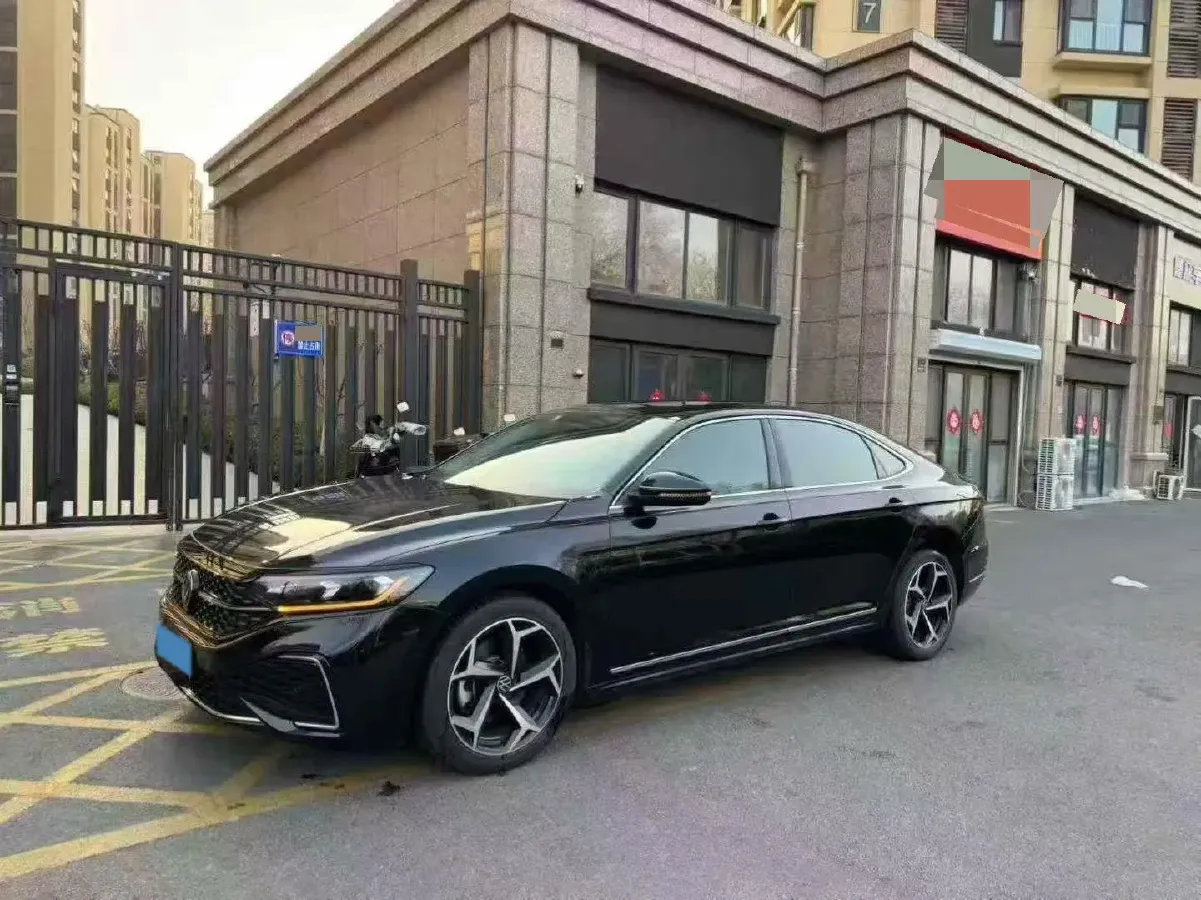 2023 Volkswagen Passat 2.0T 186HP L4 7DCT,autocango,china used car exporter,china ev exporter,chinese used car exporter,chinese used ev exporter