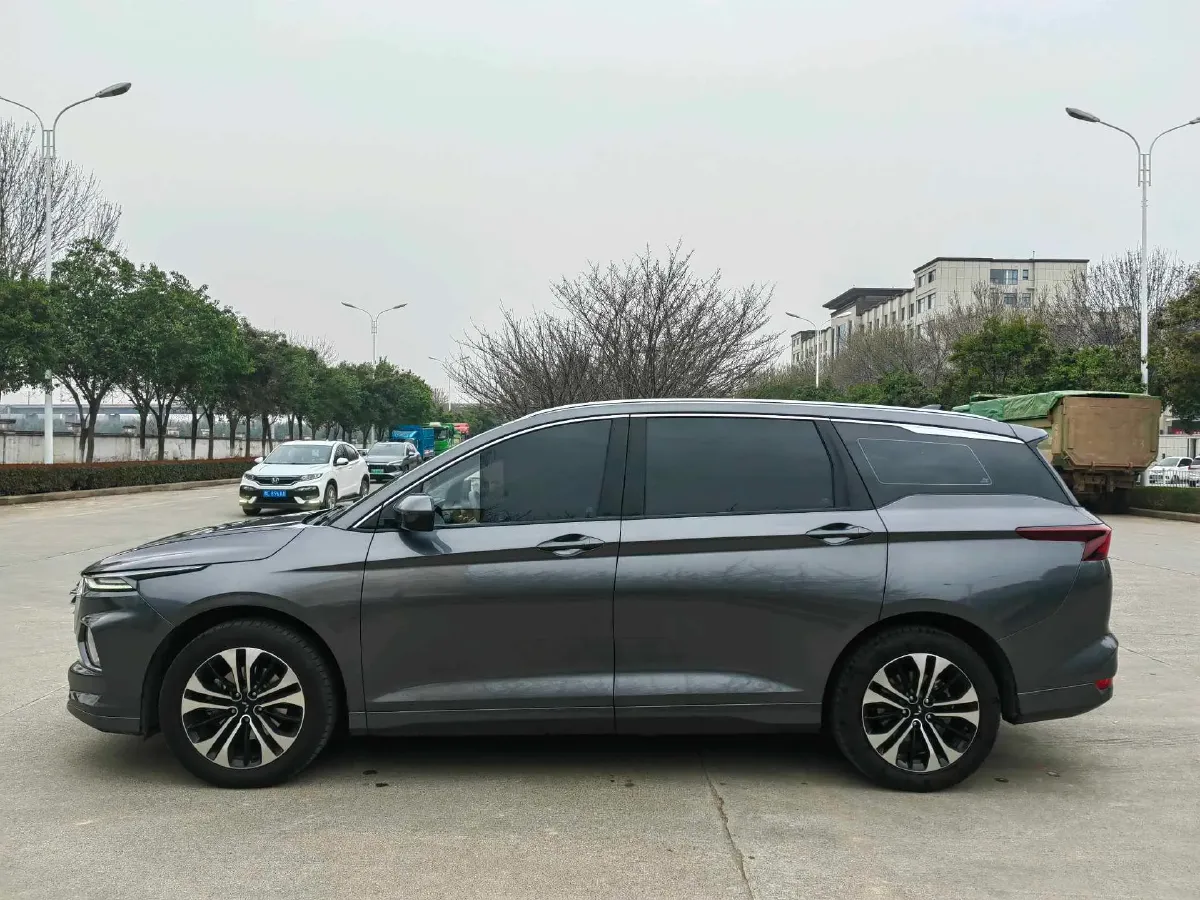 2020 WuLing KaiJie 1.5T 147HP L4 CVT,autocango,china used car exporter,china ev exporter,chinese used car exporter,chinese used ev exporter
