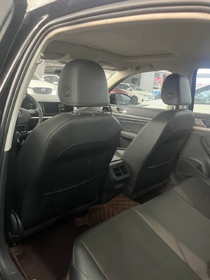 2018 Volkswagen Lavida 1.5L 116HP L4 6AT,autocango,china used car exporter,china ev exporter,chinese used car exporter,chinese used ev exporter