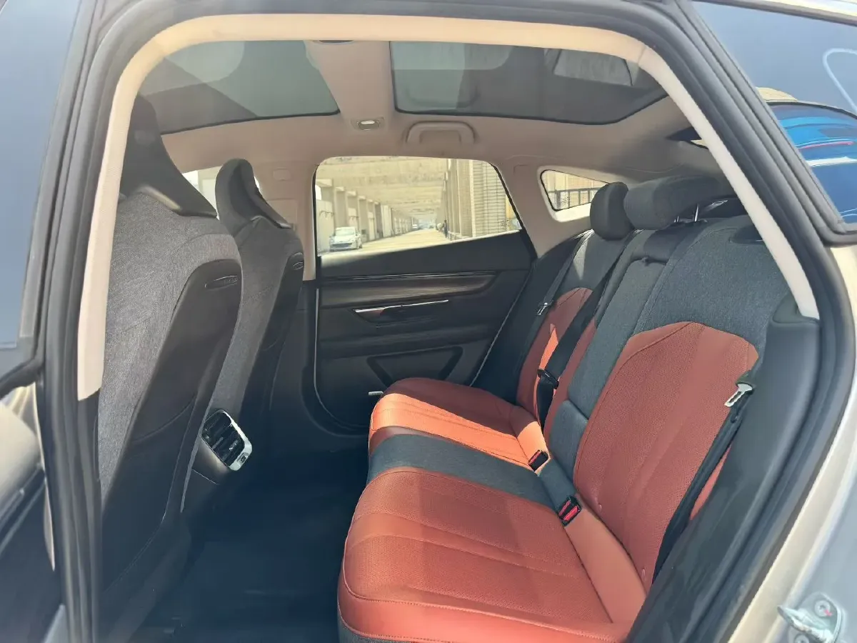 2022 Xpeng P7 BEV 60.2KWH,autocango,china used car exporter,china ev exporter,chinese used car exporter,chinese used ev exporter