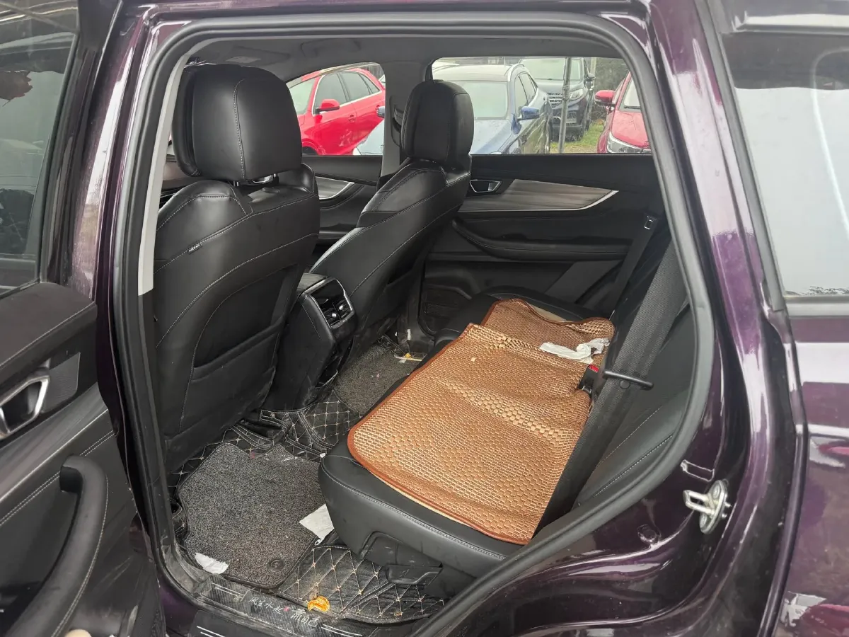 2021 Chery Tiggo 8 Plus 1.6T 197HP L4 7DCT,autocango,china used car exporter,china ev exporter,chinese used car exporter,chinese used ev exporter