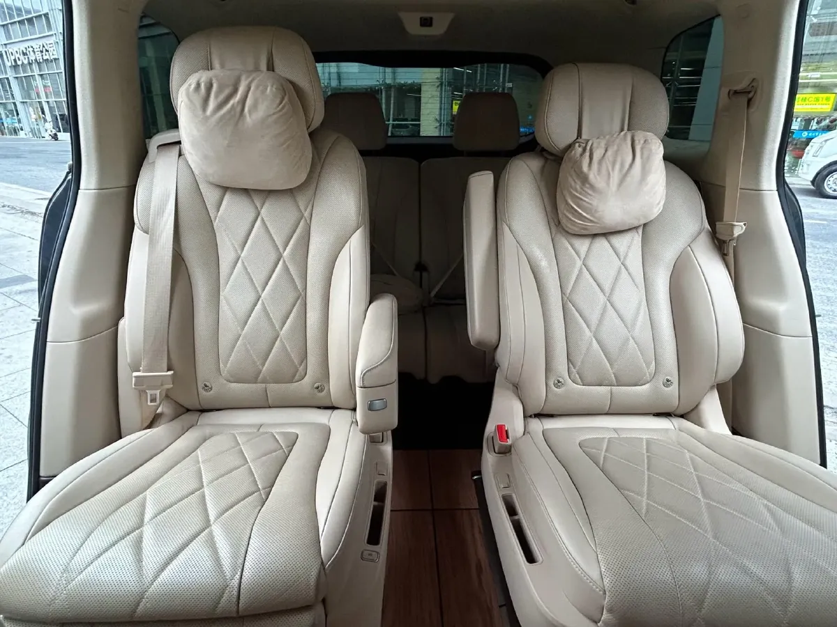 2024 AITO AITO M9 BEV 100KWH,autocango,china used car exporter,china ev exporter,chinese used car exporter,chinese used ev exporter