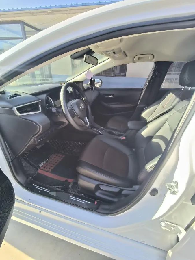 2021 Toyota Corolla 1.2T 116HP L4 CVT,autocango,china used car exporter,china ev exporter,chinese used car exporter,chinese used ev exporter
