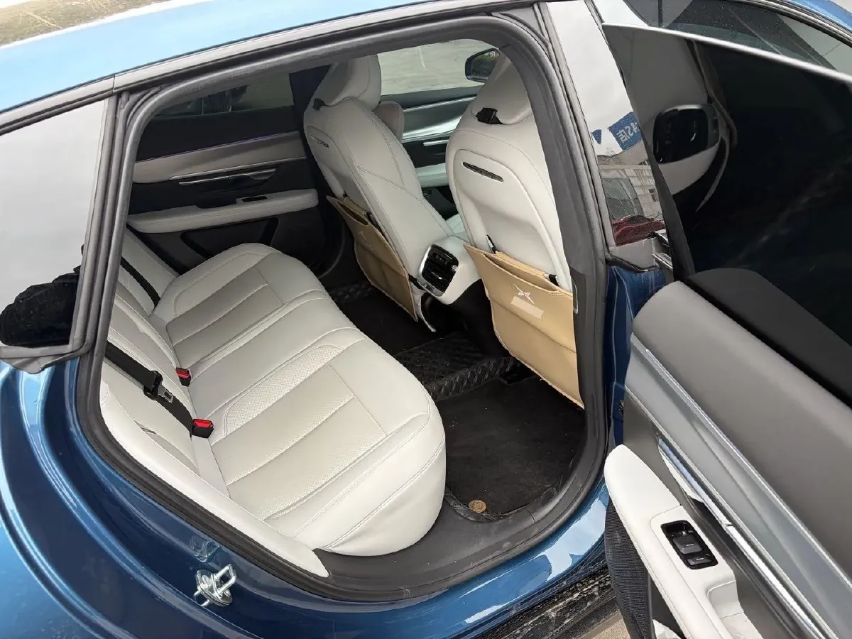 2024 Xpeng P7 BEV 86.2KWH,autocango,china used car exporter,china ev exporter,chinese used car exporter,chinese used ev exporter