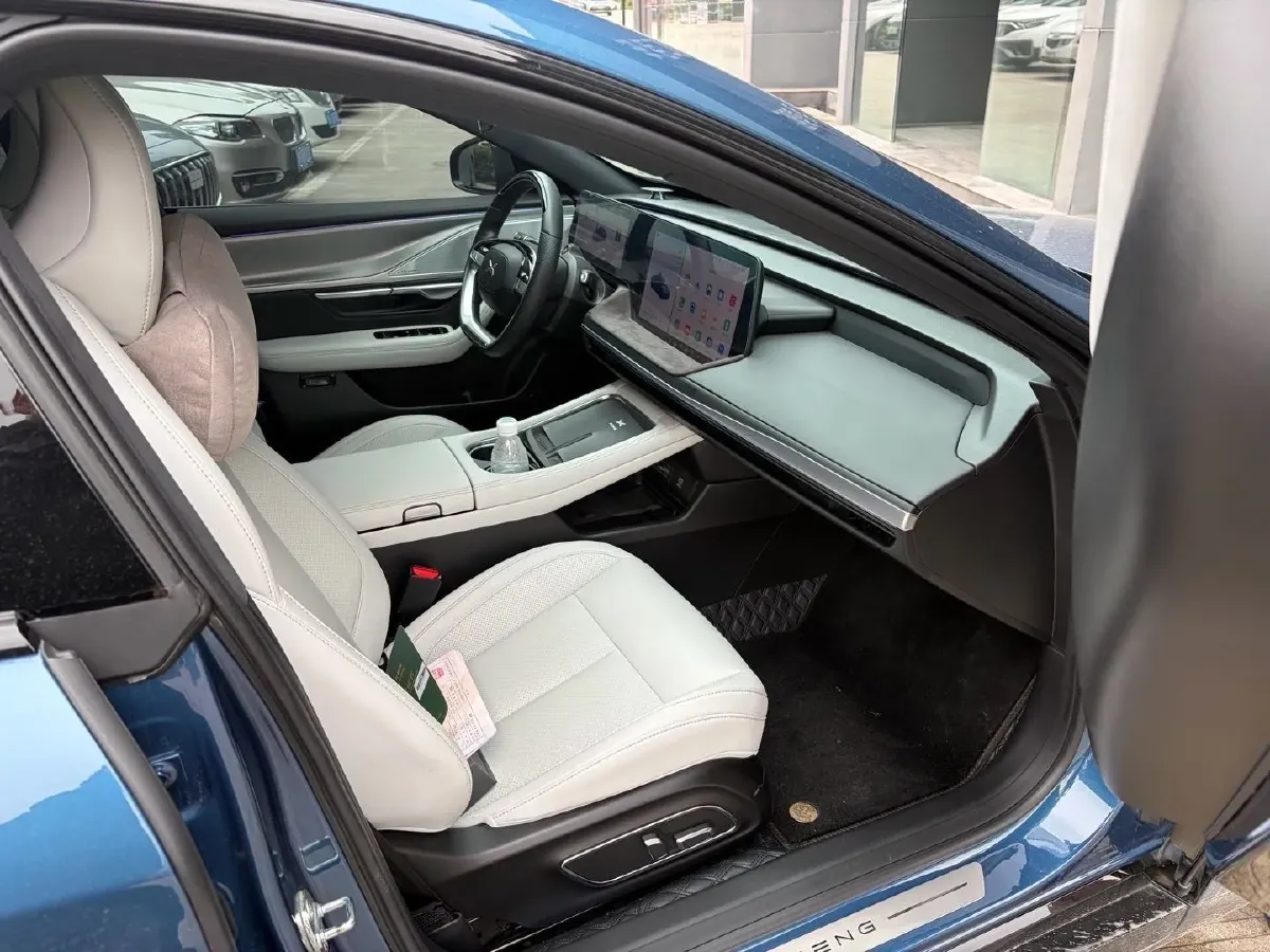 2024 Xpeng P7 BEV 86.2KWH,autocango,china used car exporter,china ev exporter,chinese used car exporter,chinese used ev exporter