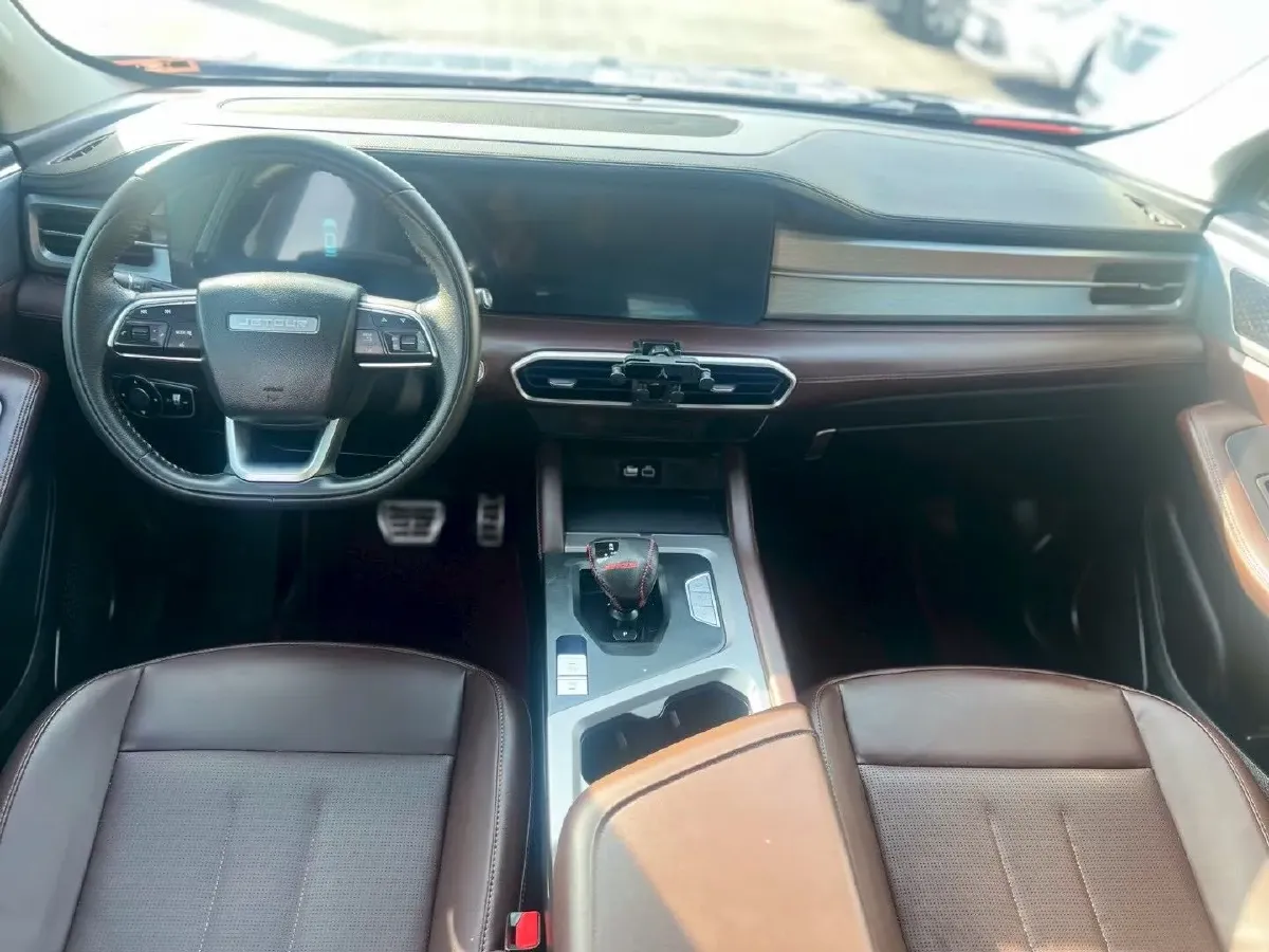 2021 Jetour X90 1.6T 197HP L4 7DCT,autocango,china used car exporter,china ev exporter,chinese used car exporter,chinese used ev exporter