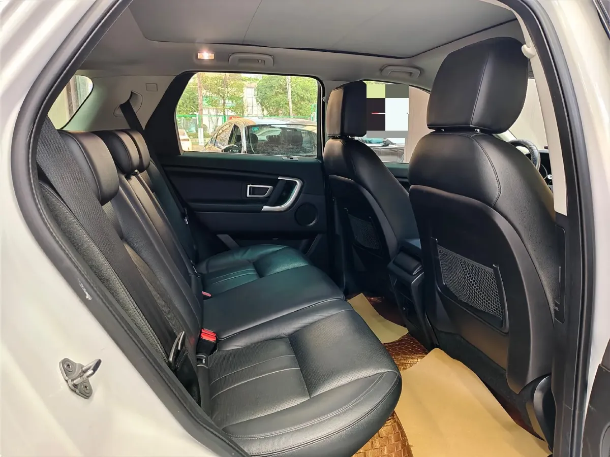 2019 Land Rover Discovery Sport 2.0T 241HP L4 9AT,autocango,china used car exporter,china ev exporter,chinese used car exporter,chinese used ev exporter