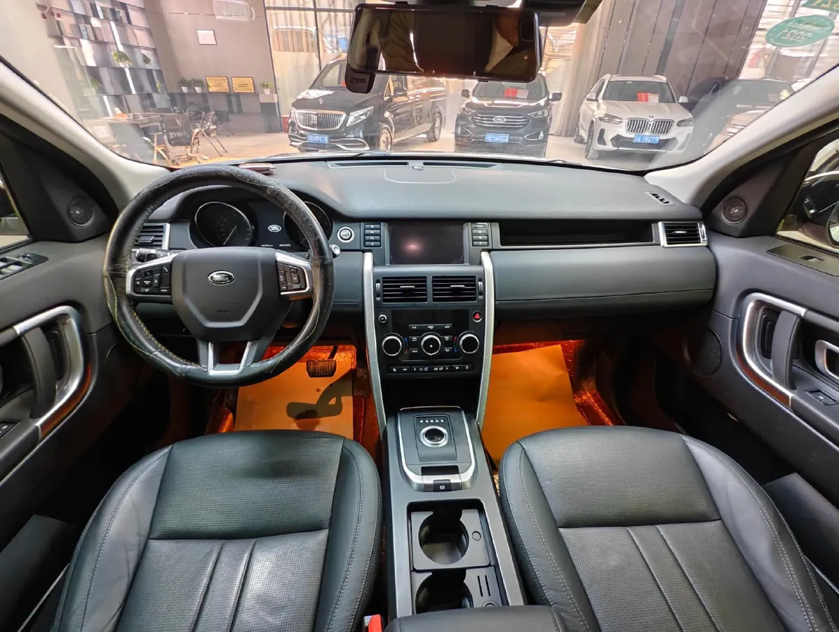 2019 Land Rover Discovery Sport 2.0T 241HP L4 9AT,autocango,china used car exporter,china ev exporter,chinese used car exporter,chinese used ev exporter