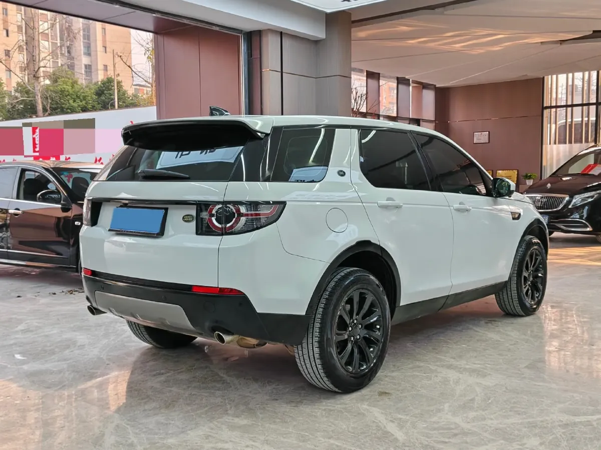 2019 Land Rover Discovery Sport 2.0T 241HP L4 9AT,autocango,china used car exporter,china ev exporter,chinese used car exporter,chinese used ev exporter