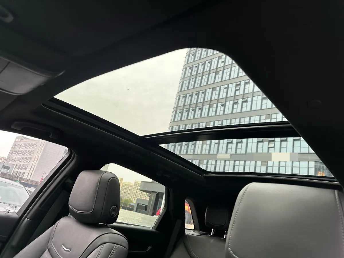 2020 Cadillac XT5 2.0T 237HP L4 9AT,autocango,china used car exporter,china ev exporter,chinese used car exporter,chinese used ev exporter